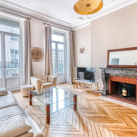 Hyper Centre, Premium, Spacieux Haussmannien
