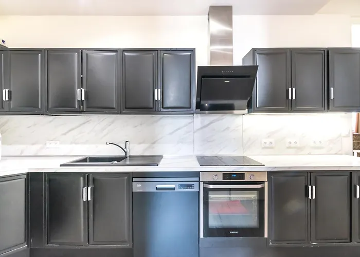 Hyper Centre, Premium, Spacieux Haussmannien Apartment Angers