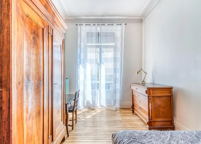 Hyper Centre, Premium, Spacieux Haussmannien